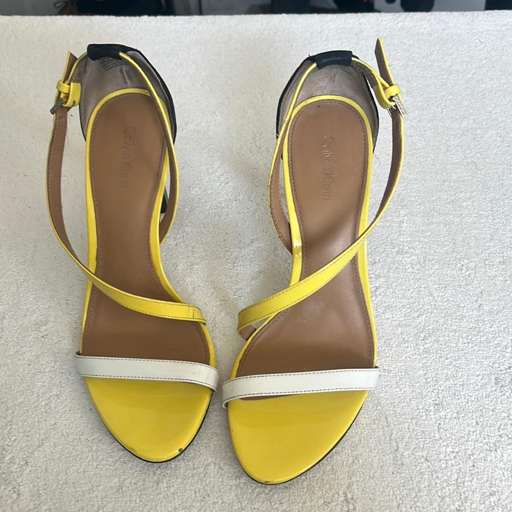 Calvin Klein multicolored high heel